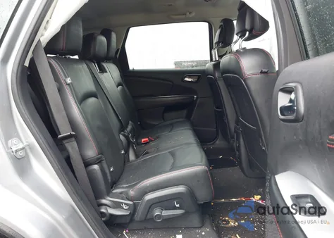 2018 Dodge Journey Gt z USA, uszkodzony, nr VIN 3C4PDCEG4JT335888